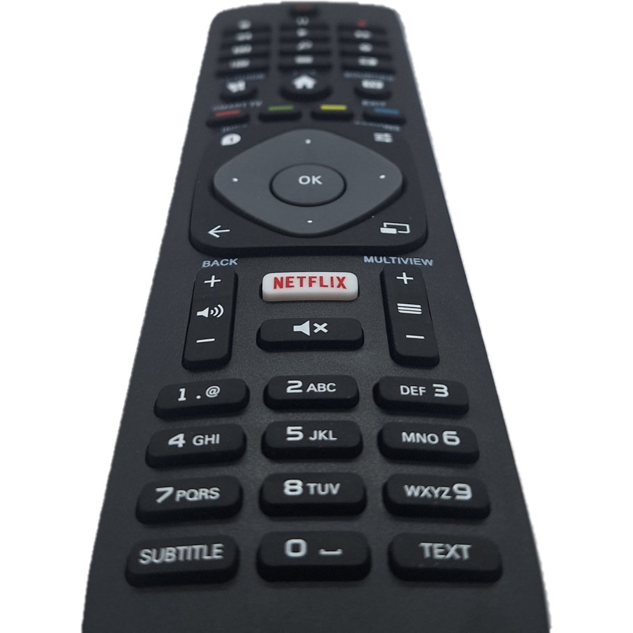 Mando compatible Philips 398GR08BEPHN0019CR visto desde el ángulo inferior. Mando a distancia de alta calidad para televisor Philips, fácil de usar y sin configuración previa. Octopus Control te ofrece un sustituto perfecto al mando original de Philips, sin tener que hacer ajustes complicados.