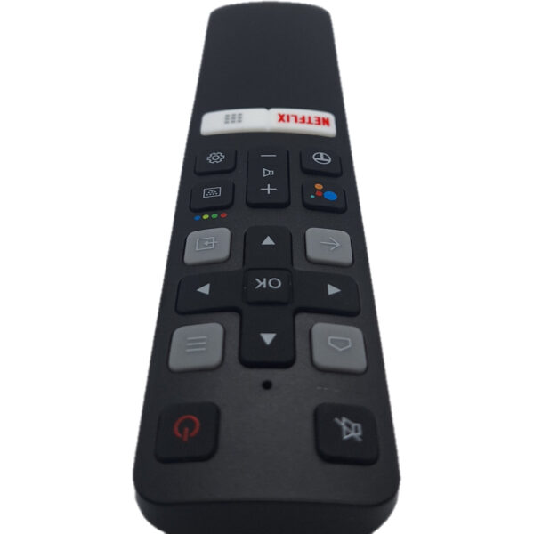 Vista superior del control remoto TCL RC802V JUR6. Su diseño simplificado sin funciones de voz lo hace ideal para un manejo directo y eficaz.