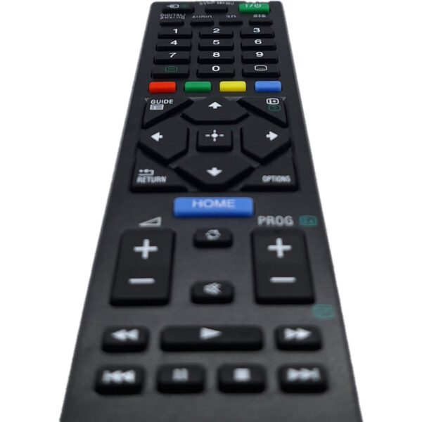 Vista inferior del mando Sony RM-ED054. Compatible con una amplia gama de televisores Sony, incluyendo modelos Smart TV y no Smart TV. Mando de calidad para un control fácil y sin complicaciones, sin configuraciones previas.